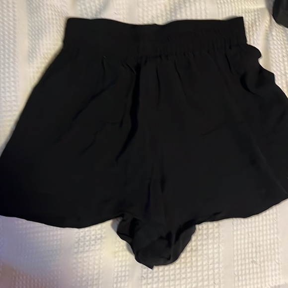 7 pairs of shorts! Very gently used- great condition! - Picture 4 of 7